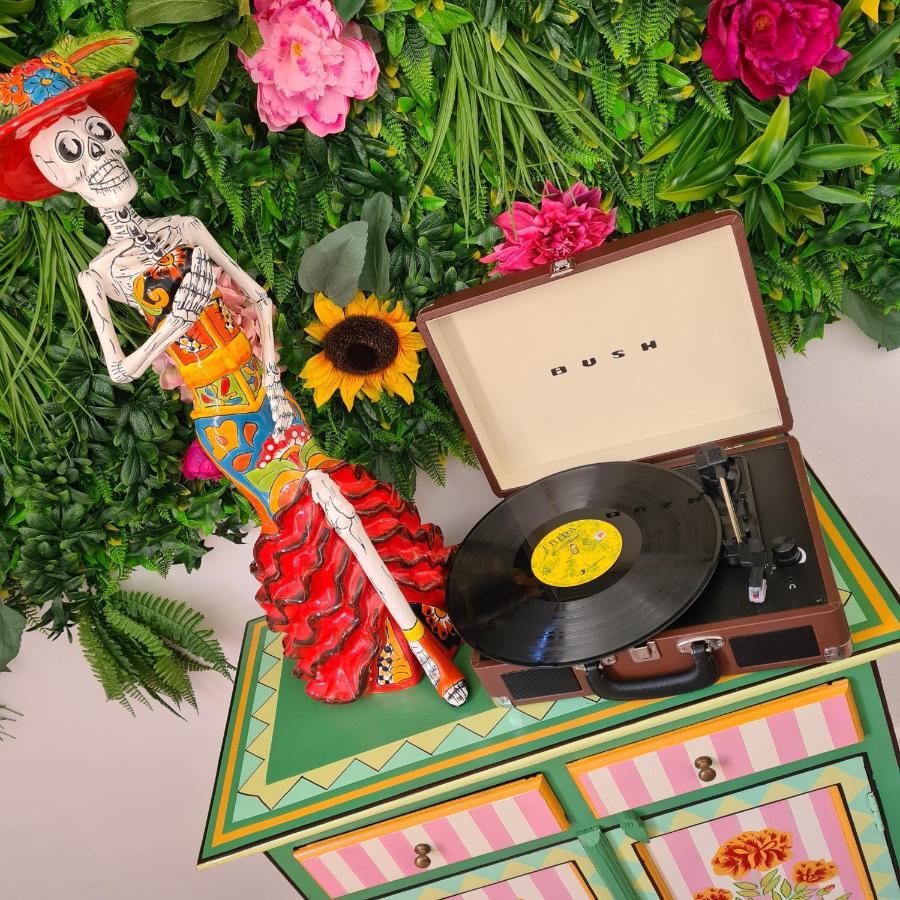 Frida'S Cottage Уитби Экстерьер фото