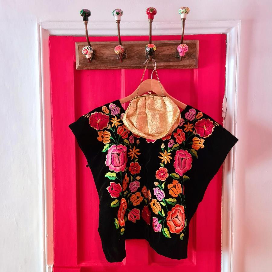 Frida'S Cottage Уитби Экстерьер фото